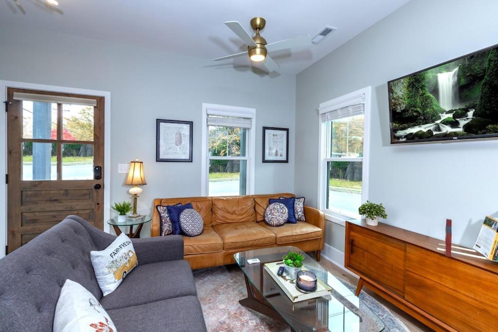 Heart Of Brevard Hideaway - Walk/Bike To Downtown! المظهر الخارجي الصورة